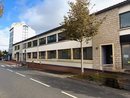 location bureaux 120 m²