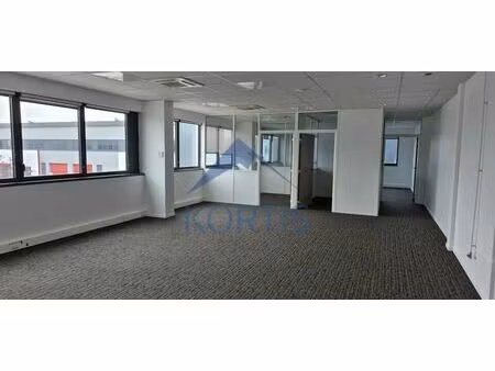 location bureaux 115 m²