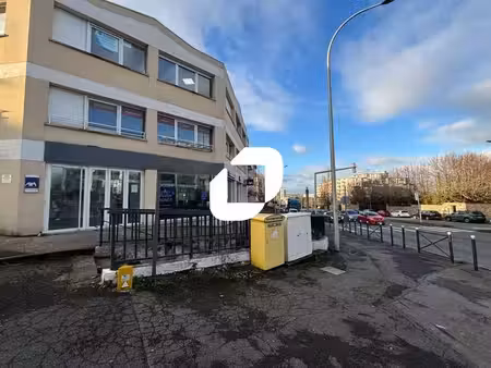location bureaux ris-orangis 91130 112m²