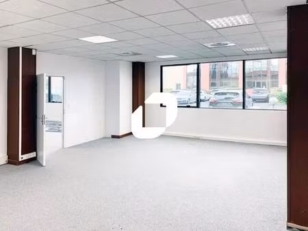 location bureaux 120 m² à 632 m²