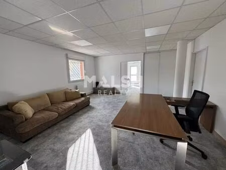 location bureaux 59 m²