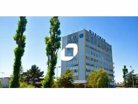 location bureaux 22 m² à 1 500 m²