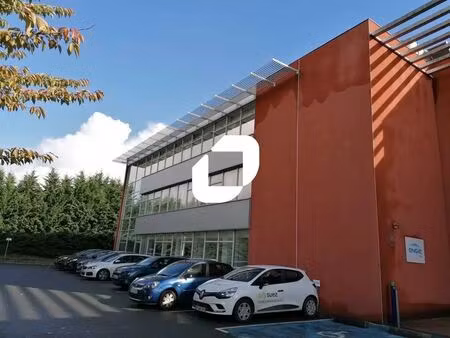 location bureaux 296 m²