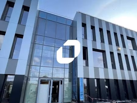 location bureaux 128 m²