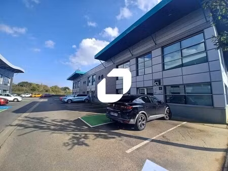 location bureaux 66 m² à 132 m²