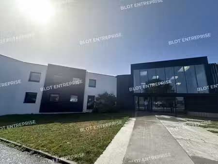 location bureaux larmor-plage 56260 390m²