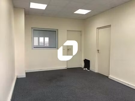 location bureaux 184 m²