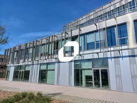 location bureaux 227 m² à 1 032 m²