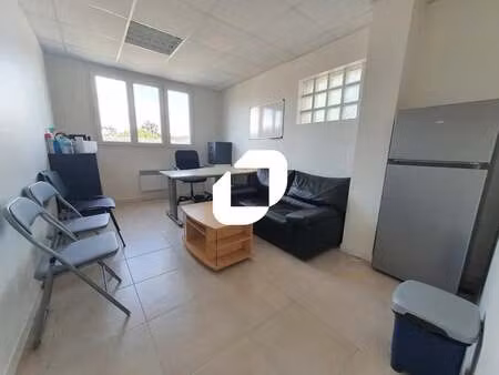 location bureaux 15 m² à 180 m²