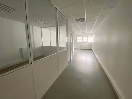 location bureaux 49 m²