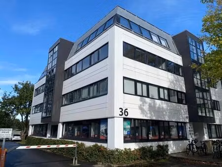 location bureaux 89 m² à 217 m²