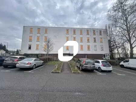 location bureaux 120 m²