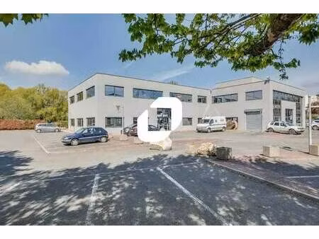 location bureaux 255 m²