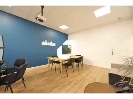 location bureaux persan 95340 13m² à 97m²