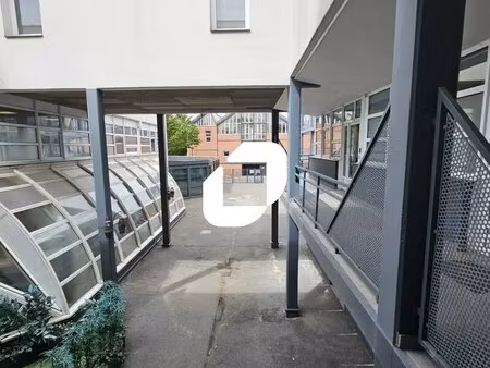 location bureaux 52 m² à 391 m²