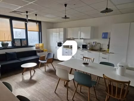 location bureaux 394 m²