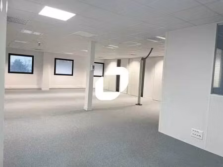location bureaux 202 m²