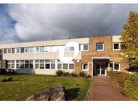 location bureaux 30 m² à 663 m²