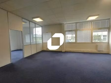 location bureaux 85 m² à 185 m²
