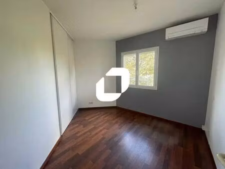 location bureaux 120 m²