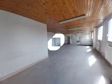 location bureaux boissy-l’aillerie 95650 170m²