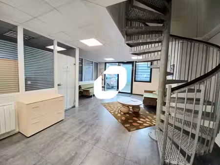 location bureaux cenon 33150 72m²