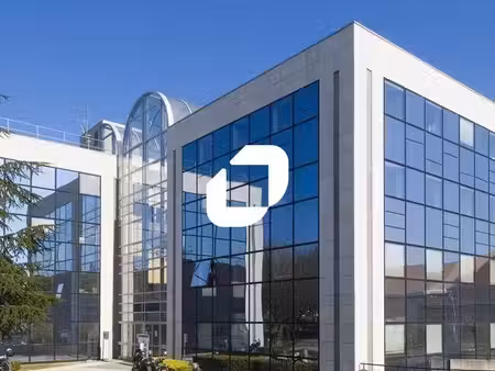 location bureaux cergy 95800 143m² à 324m²