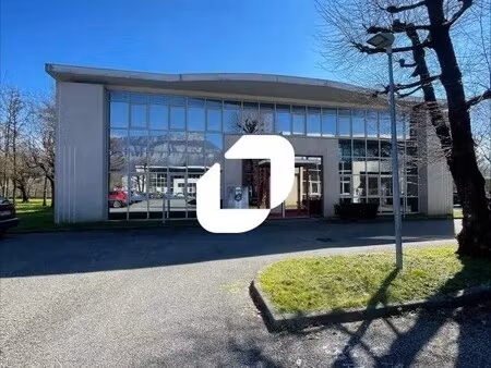 location bureaux 58 m²