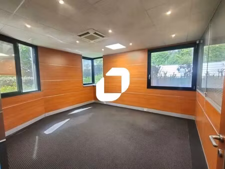 location bureaux 180 m² à 600 m²