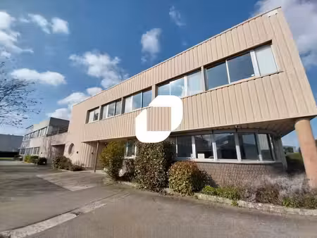 location bureaux les clayes-sous-bois 78340 523m²