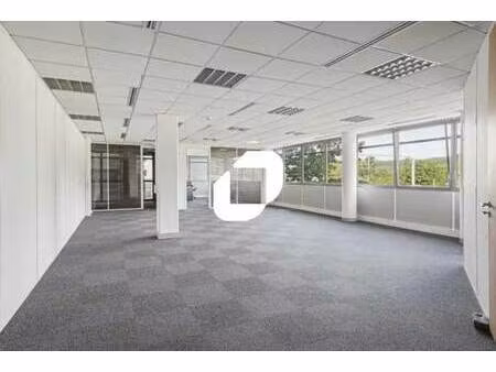 location bureaux 205 m²