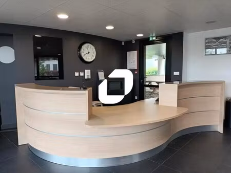 location bureaux 450 m² à 900 m²