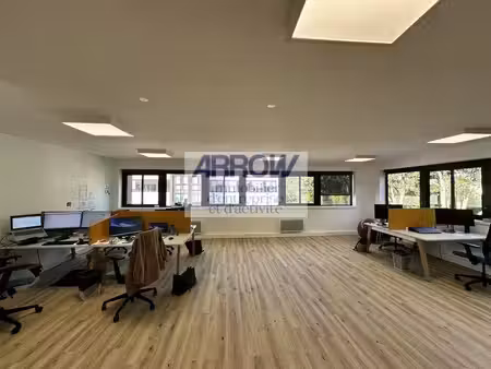 location bureaux orvault 44700 89m²