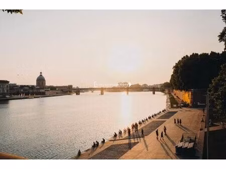 location commerce 63 m² à 294 m²