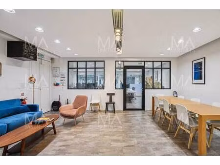 location bureaux 165 m²