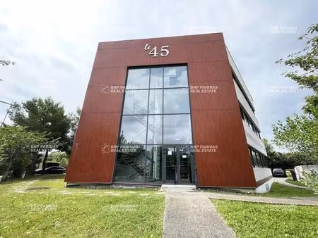 location bureaux 315 m² à 630 m²