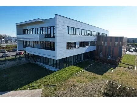 location bureaux 54 m² à 405 m²