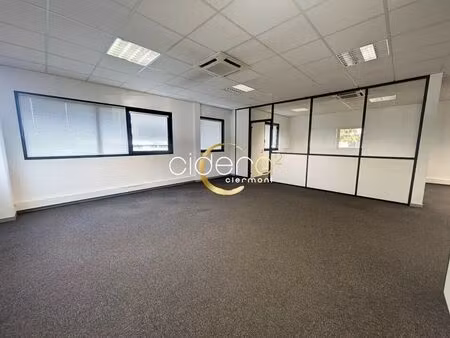 location bureaux 130 m²