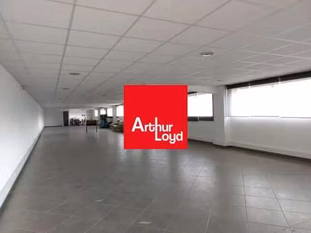 location bureaux 300 m² à 600 m²