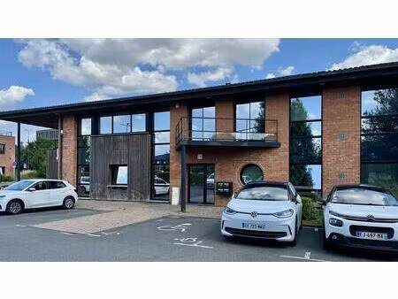 location bureaux 616 m² à 780 m²