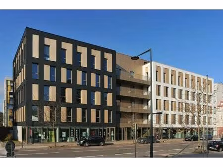 location bureaux 129 m² à 3 266 m²