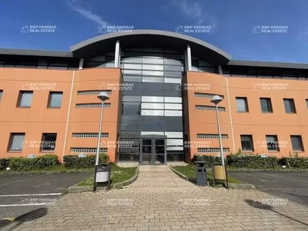 location bureaux 500 m² à 1 500 m²