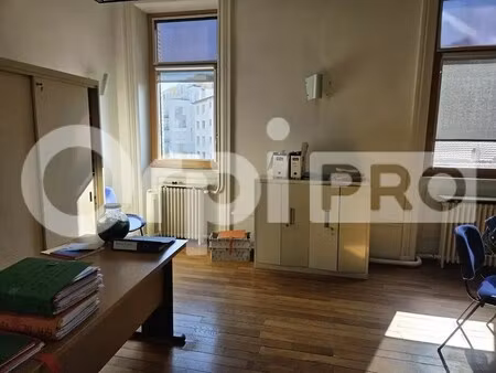 location bureaux 480 m²
