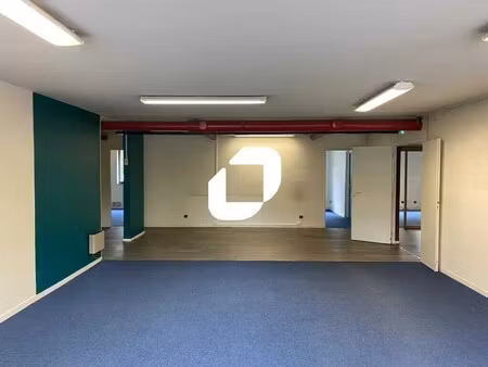 location bureaux 68 m² à 368 m²