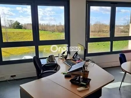 location bureaux 188 m²