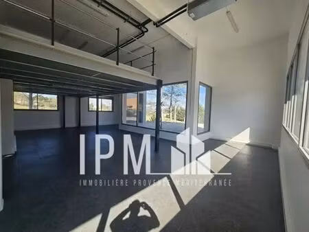 location bureaux 215 m²