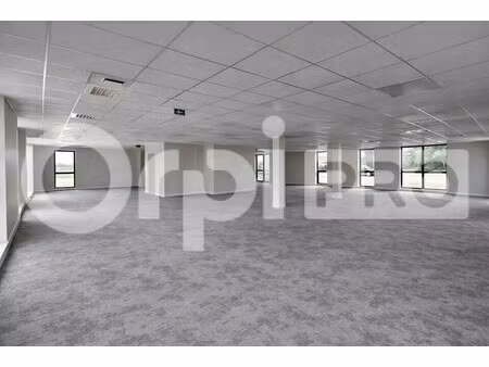 location bureaux 120 m²