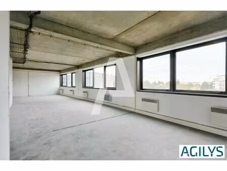 location bureaux 162 m²
