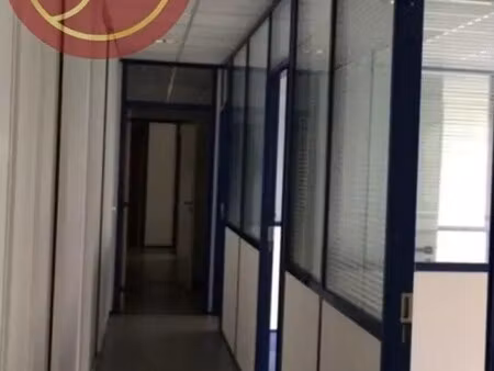 location bureaux 252 m²