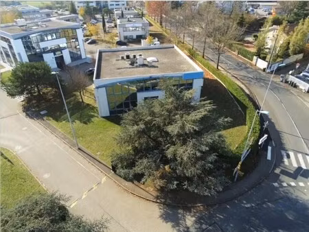 location bureaux 190 m²